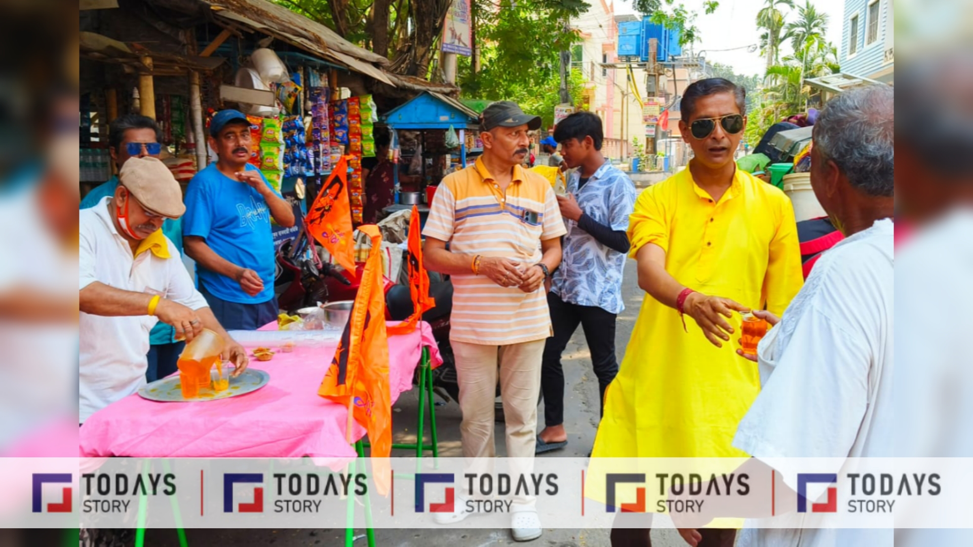 অসহ্য গরমে, জলছত্রের আয়োজন বেহালায়