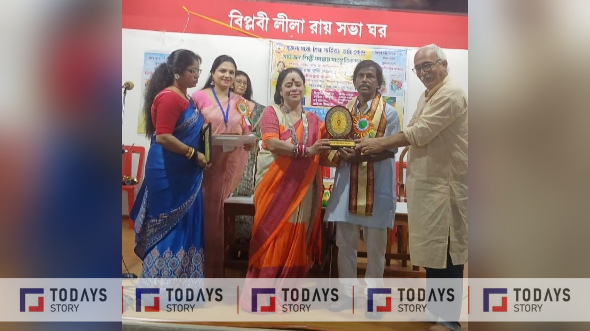 সৃজন সাথীর বিজয়া সম্মেলনে “কামিনী রায় স্মৃতি সম্মান ২০২৫” প্রদান